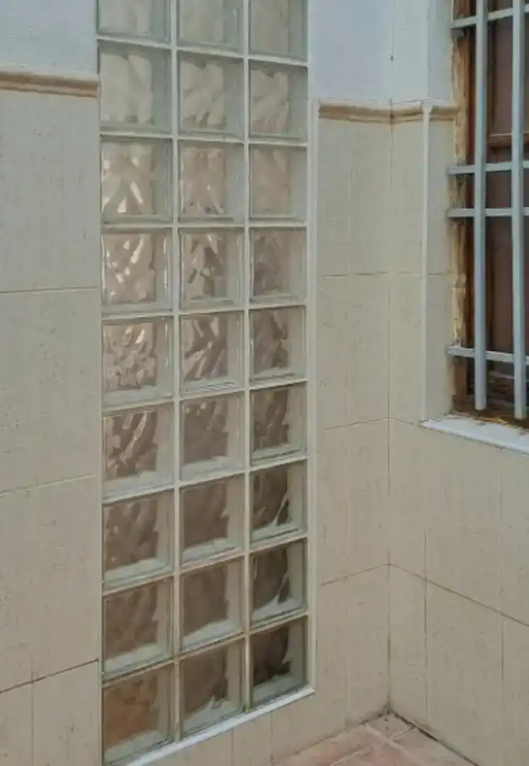 Baño de Garaje en venta en Alberic