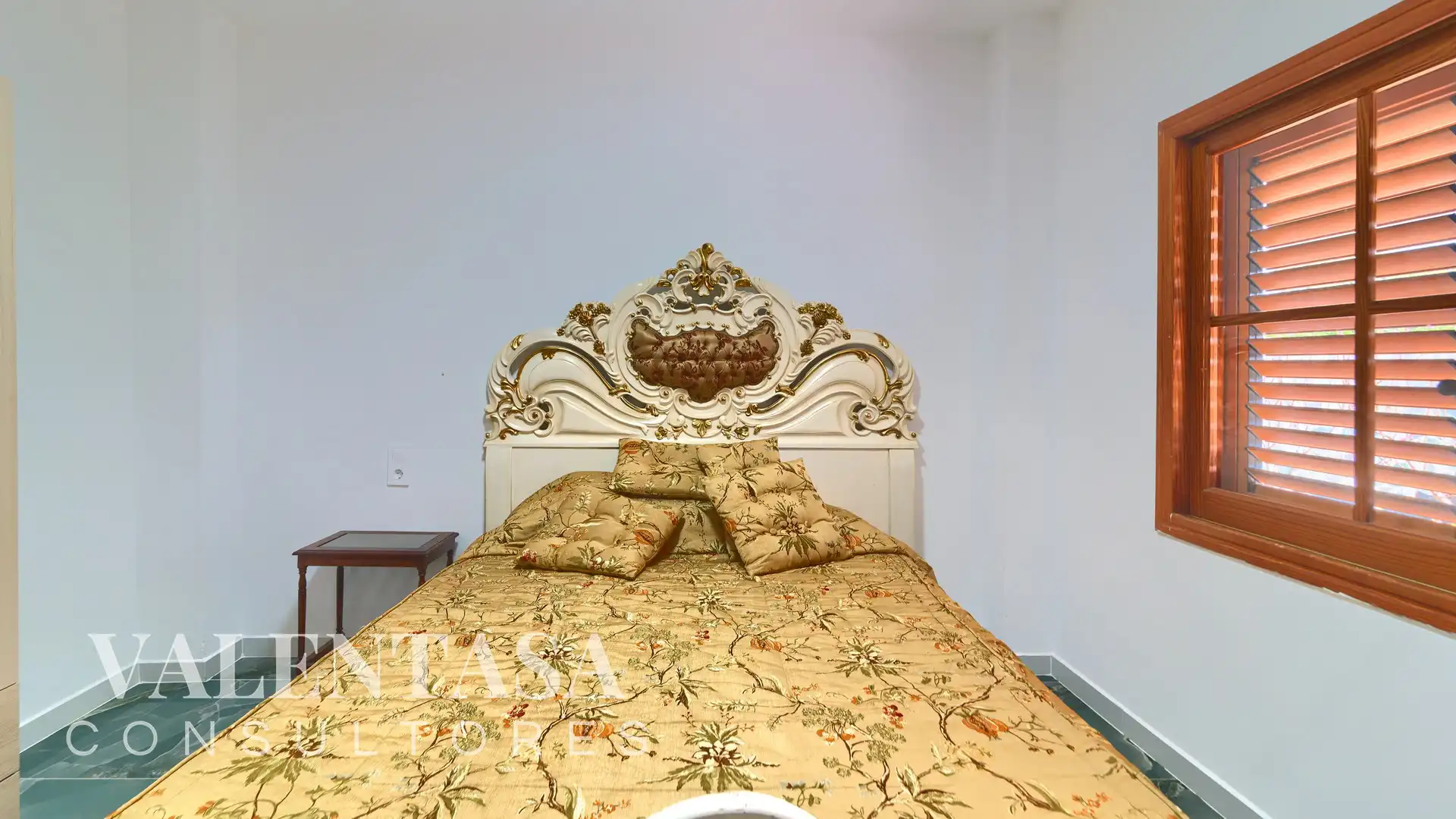 Bedroom of Houses for sale in L'Eliana  with Air Conditioner, Heating and Private garden