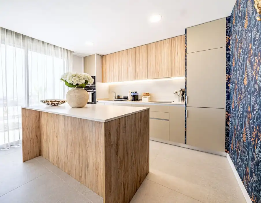 Wohnung mit Pool zum Verkauf in Río Real - Los Monteros, imagen 7