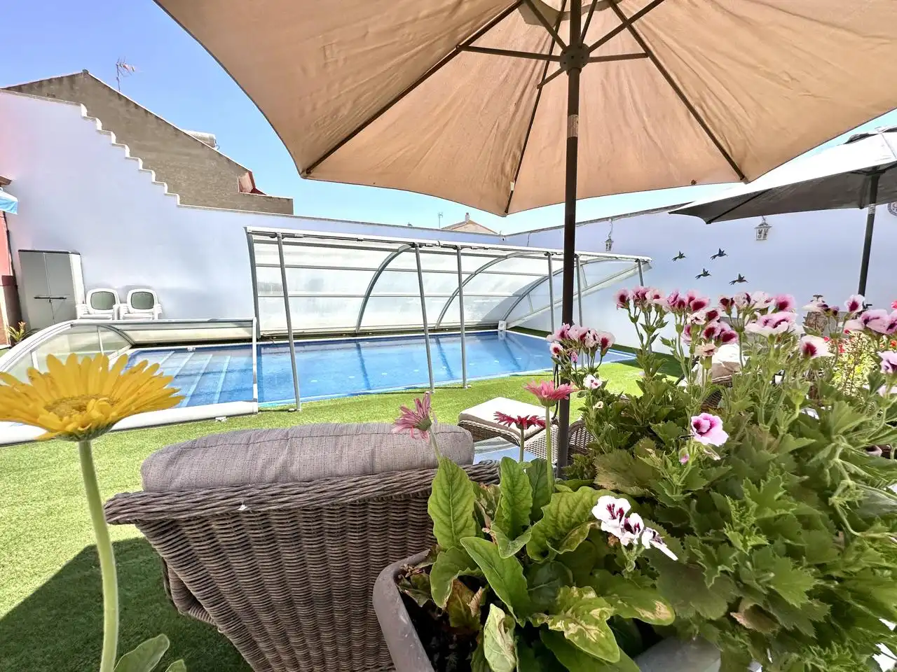 Piscina de Casa o chalet en venta en Fuente de Piedra con Aire acondicionado, Jardín privado y Terraza