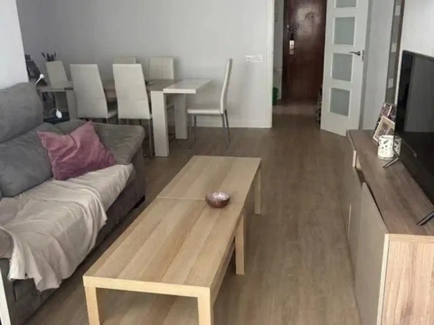 Sala d'estar de Pis de lloguer en Málaga amb Aire condicionat, Terrassa i Moblat