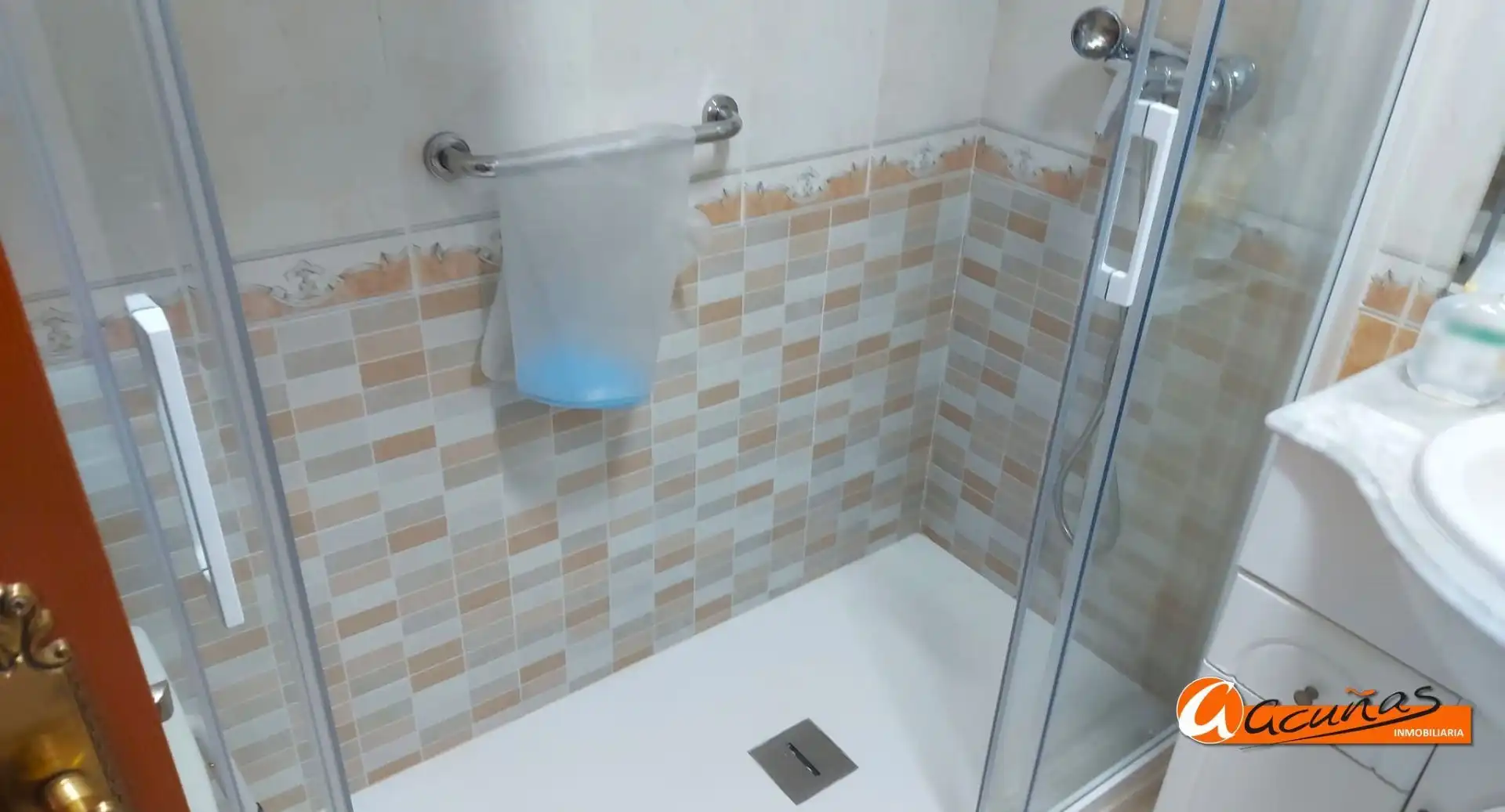 Bany de Casa adosada en venda en Villanueva de Algaidas amb Terrassa i Traster