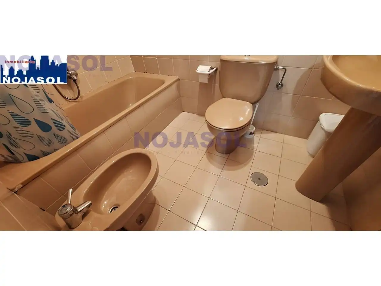 Wohnung zur Miete in Calle los pinares, 54, Ris