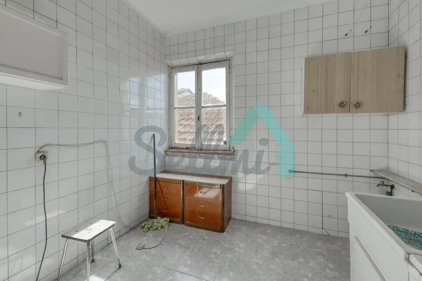 Kitchen of Buildings for sale in Oviedo 