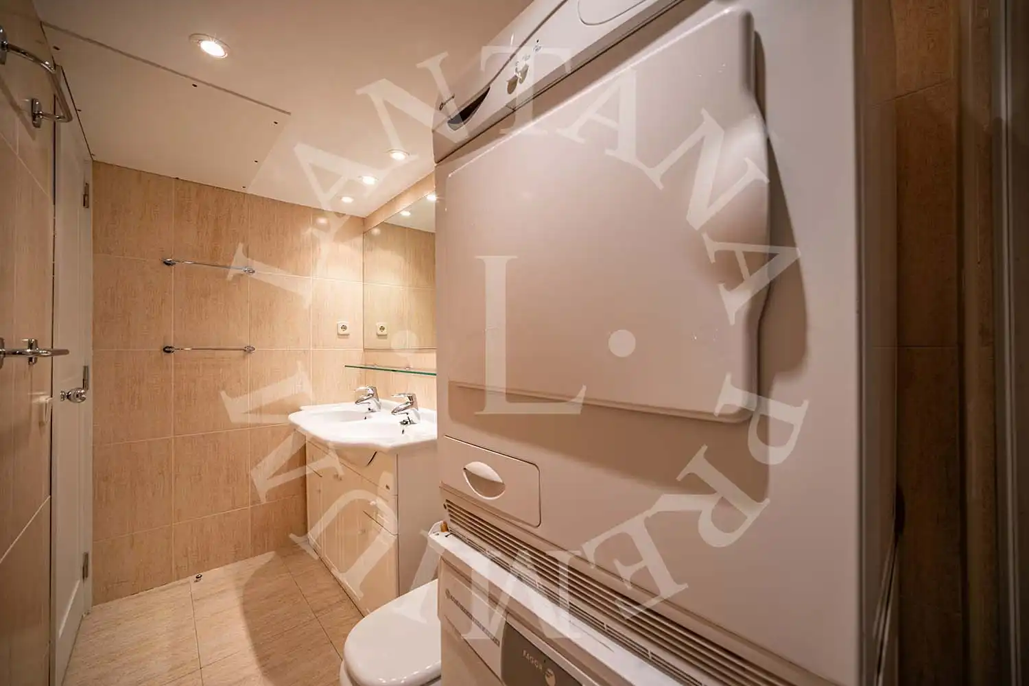 Cocina de Apartamento en venta en Naut Aran con Calefacción, Parquet y Amueblado