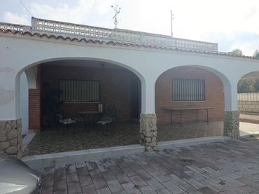 Xalet amb piscina en venda a Sant Josep - Zona Hospital