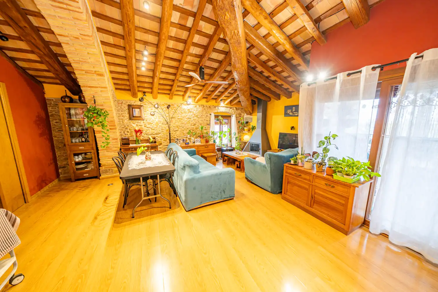 Wohnzimmer von Gebäude zum Verkauf in Castelló d'Empúries