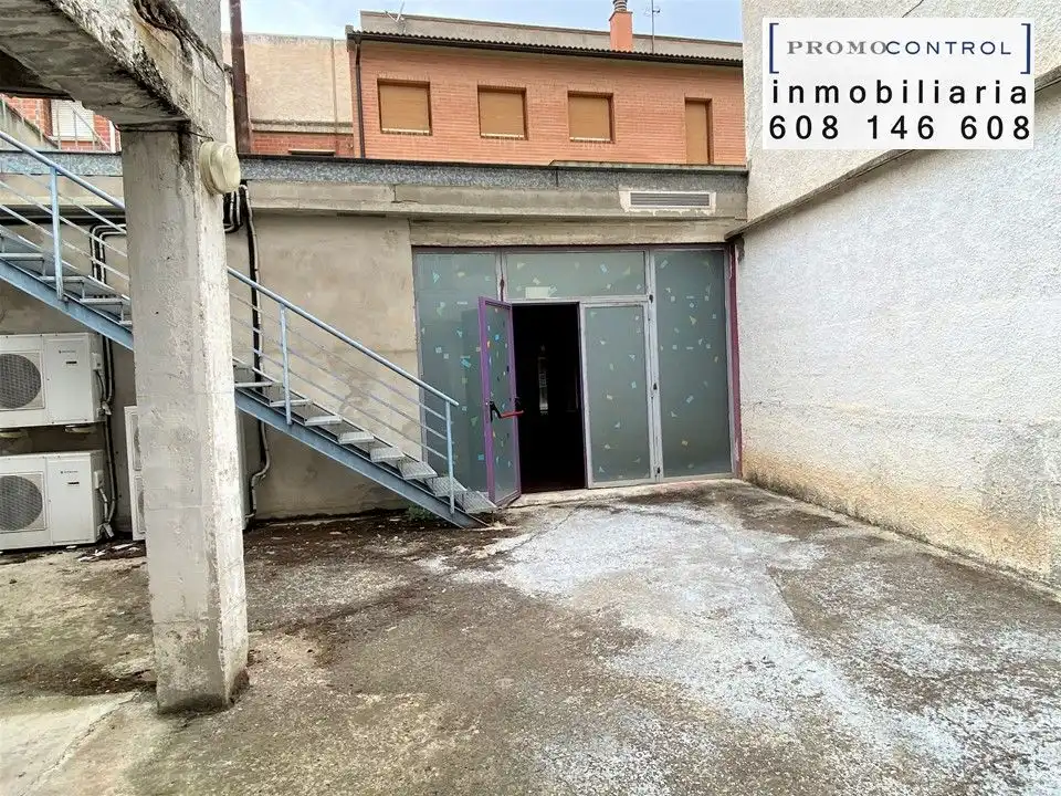 Business premises to rent in Zuera, imagen 9