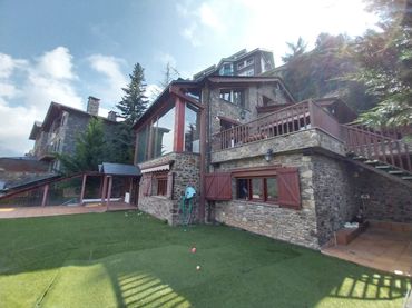 Casa amb balcó en venda a d'Engolasters