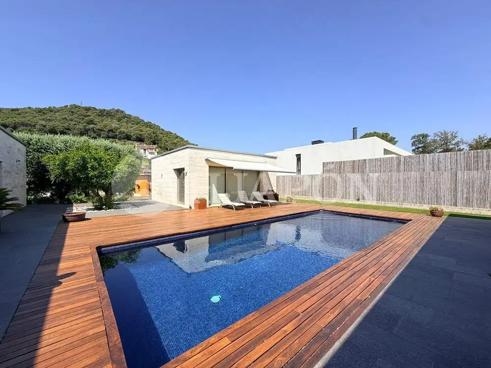 Casa con piscina en venta en Vallromanes, imagen 3