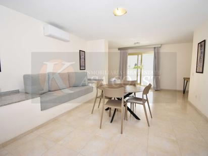 Living room of Flat for sale in Fuengirola  with Air Conditioner and Terrace