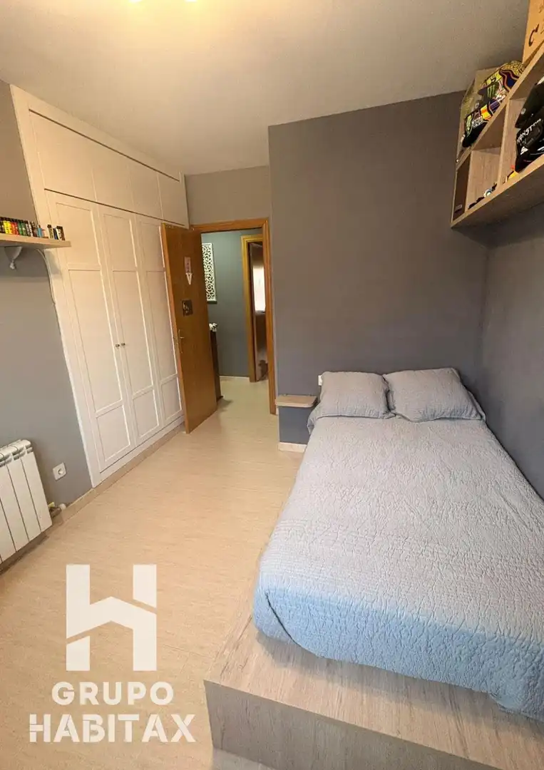 Dúplex en venta en Calle BARBERA DEL VALLES, Can Clos - Pinetons
