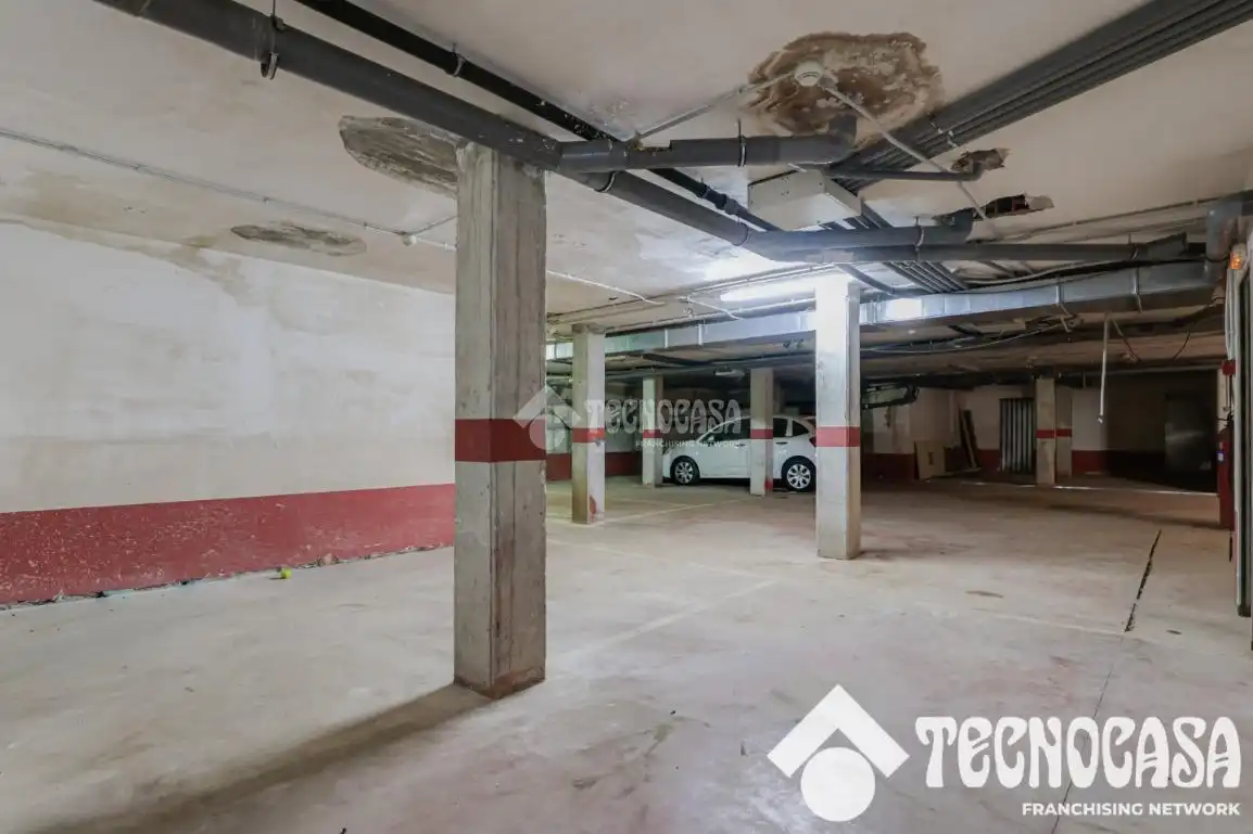 Parking of Buildings for sale in Barcelona