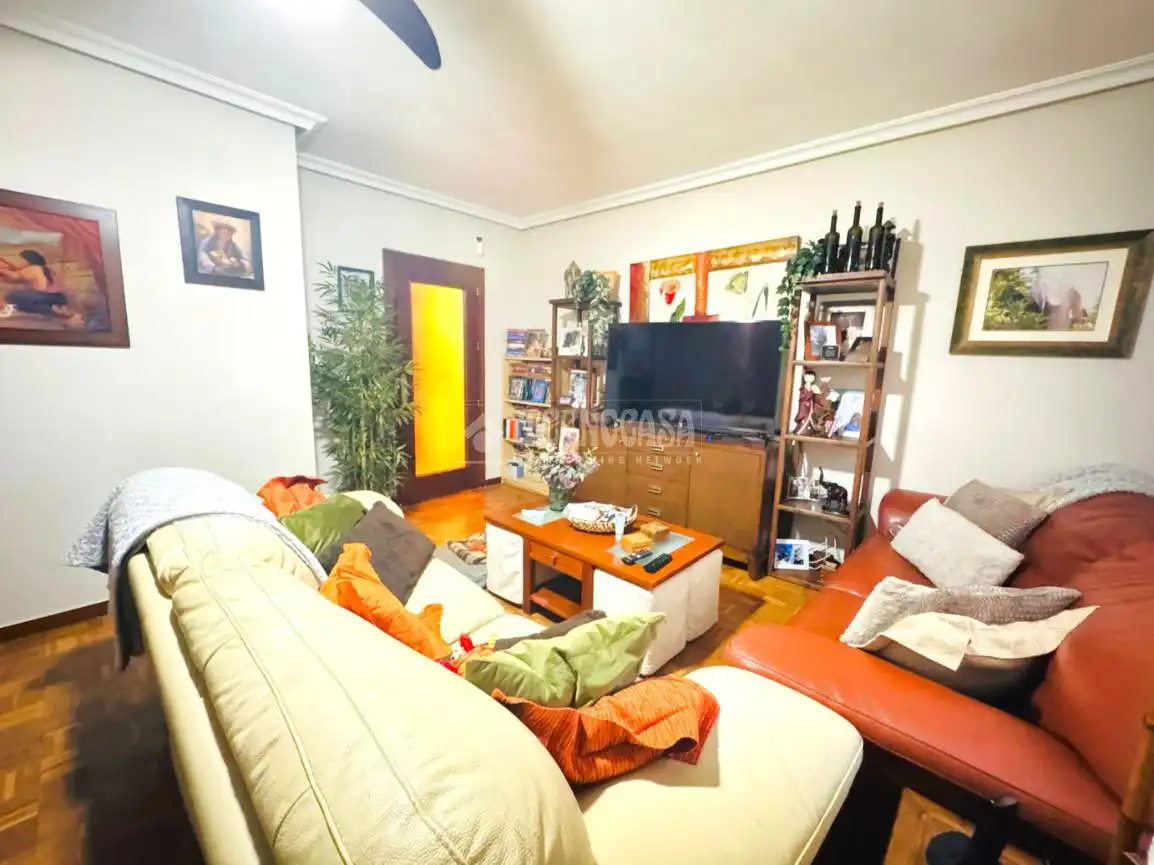 Sala d'estar de Pis en venda en Talavera de la Reina amb Aire condicionat, Calefacció i Terrassa