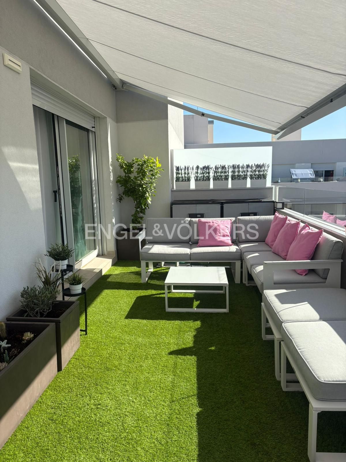 Terrace of Attic to rent in Rivas-Vaciamadrid  with Air Conditioner, Heating and Parquet flooring