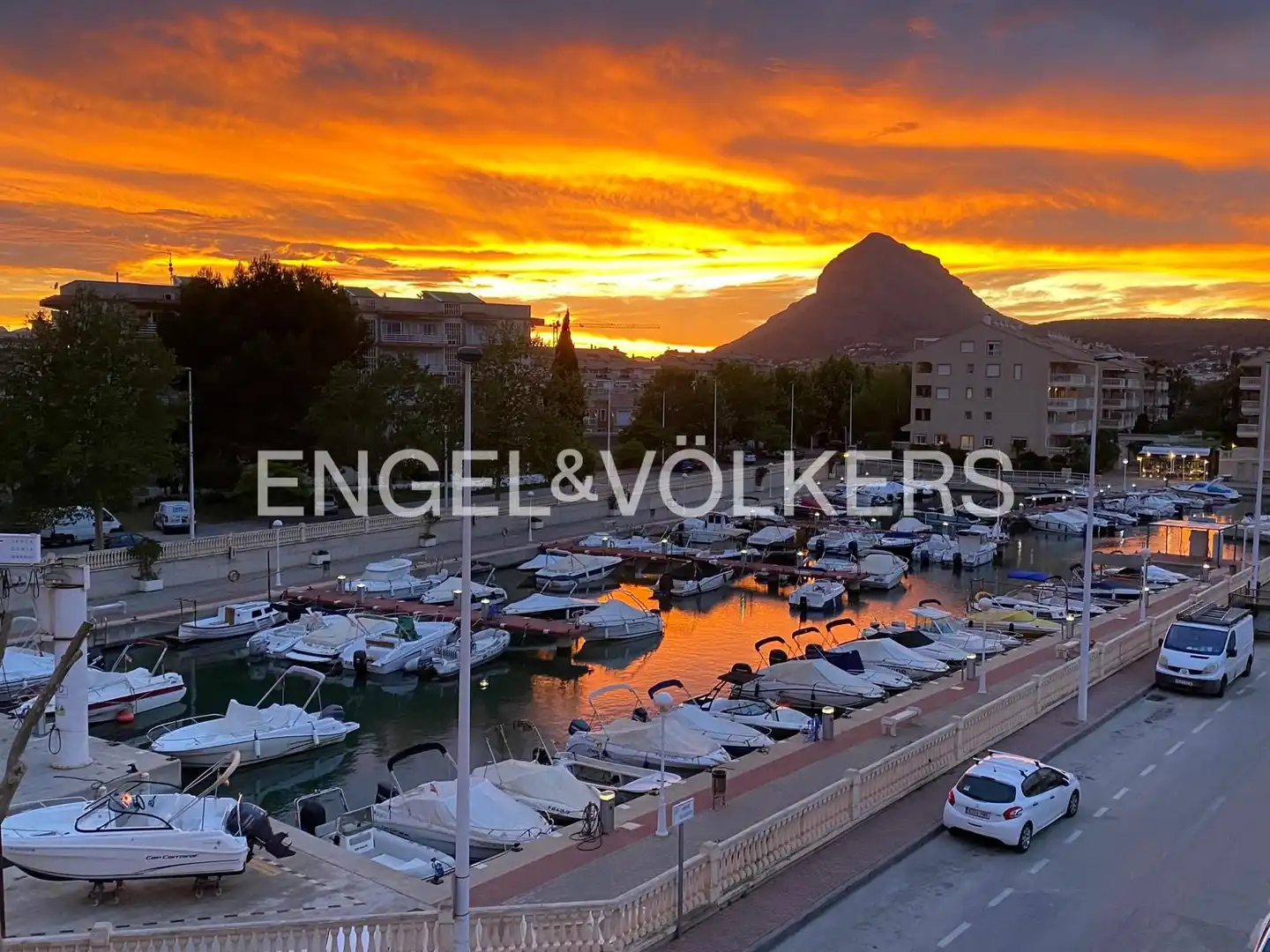 Vista exterior de Pis en venda en Jávea / Xàbia amb Calefacció