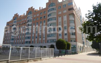 Exterior view of Flat to rent in Valladolid Capital