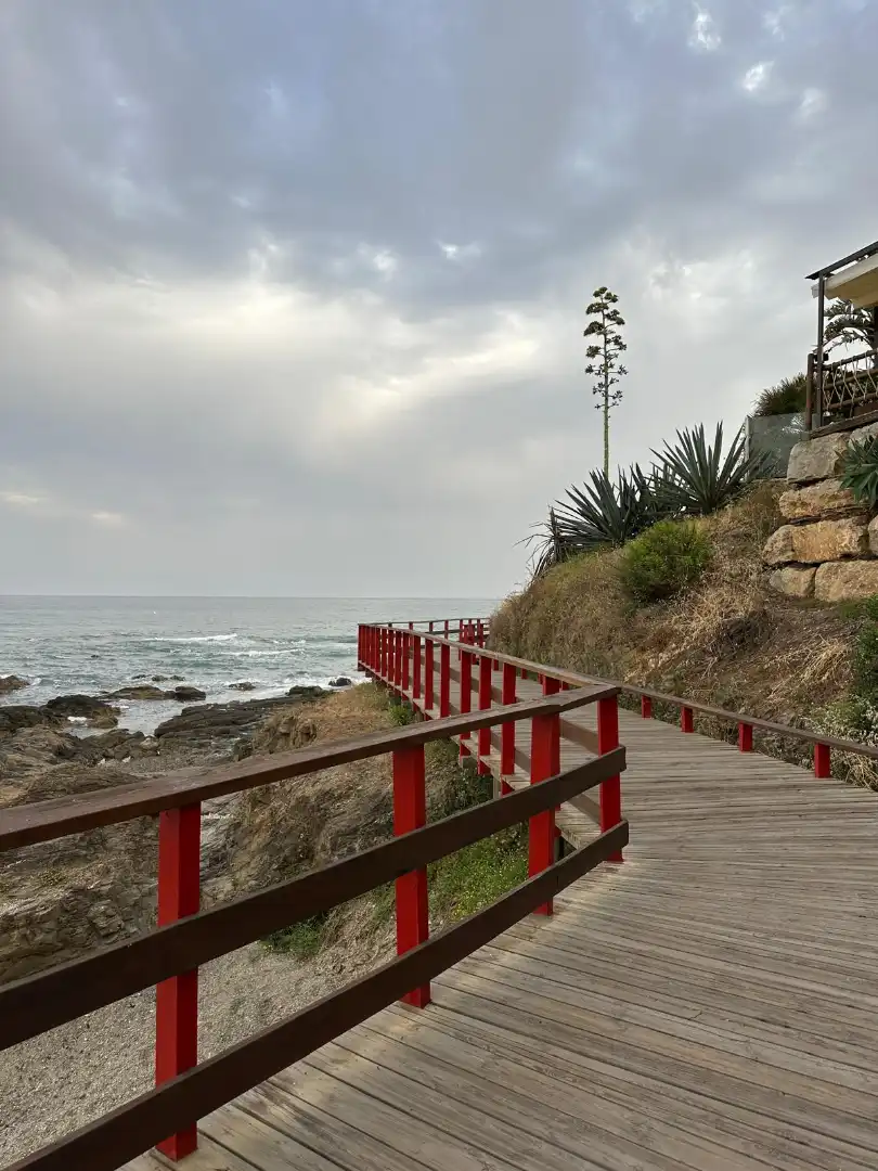 Flat for rent in Calahonda