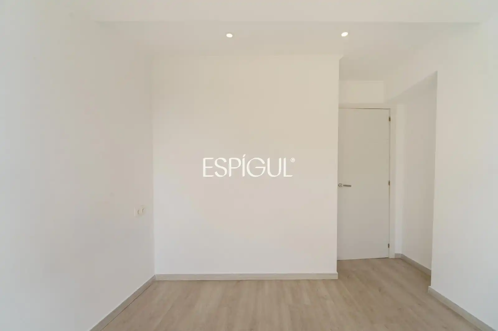 Ático con terraza en venta en Trelawny, imagen 21