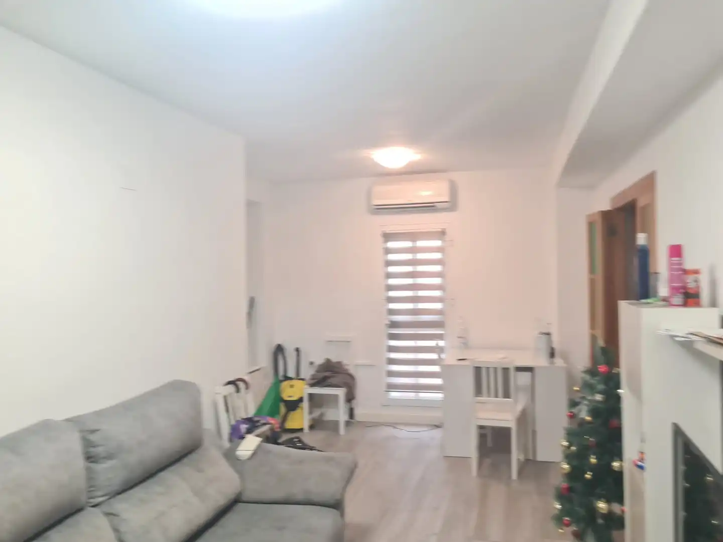 Flat for sale in Sevilla  with Air Conditioner