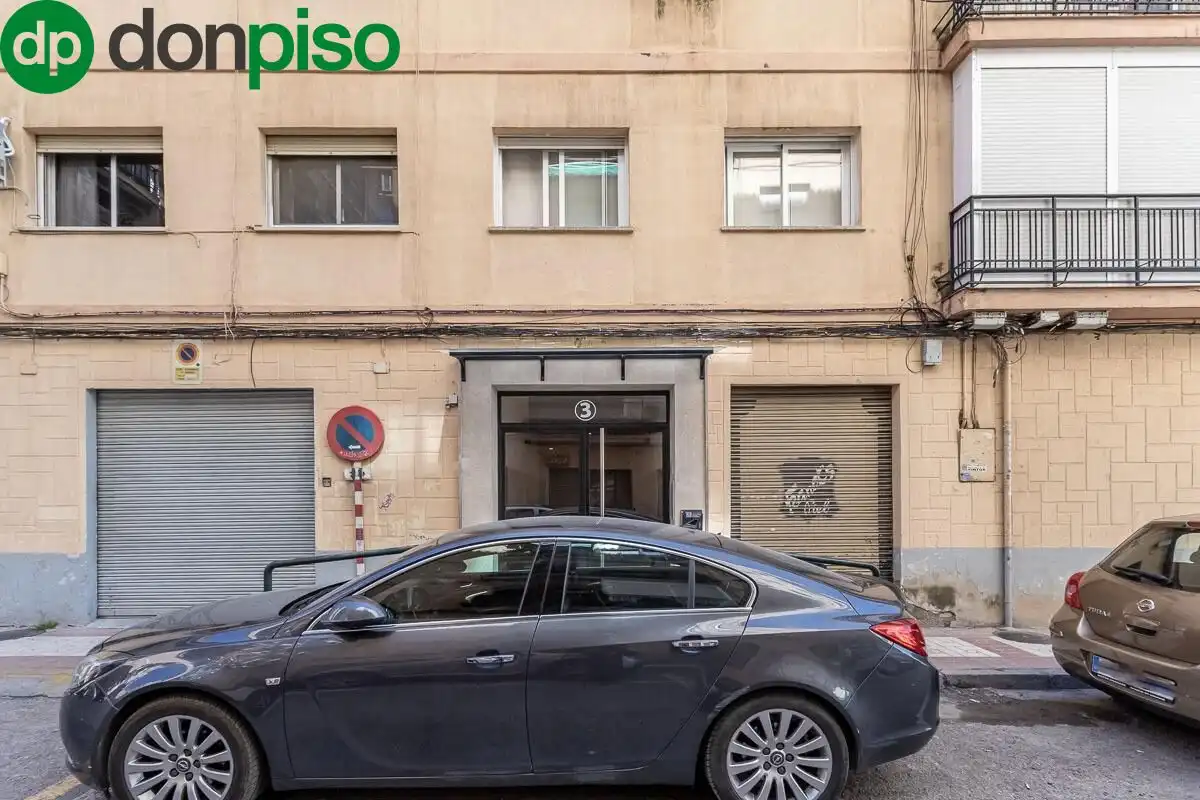 Exterior view of Flat for sale in Granada  with Air Conditioner