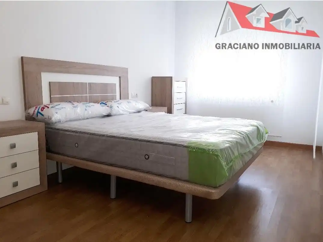 Apartamento de alquiler en San Pedro