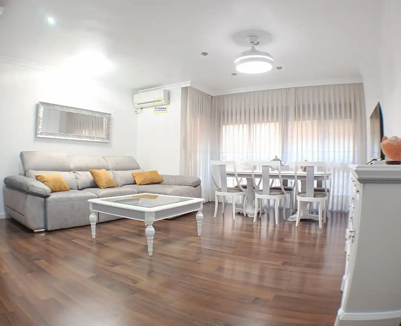 Living room of Flat for sale in Lorca  with Air Conditioner, Storage room and Balcony