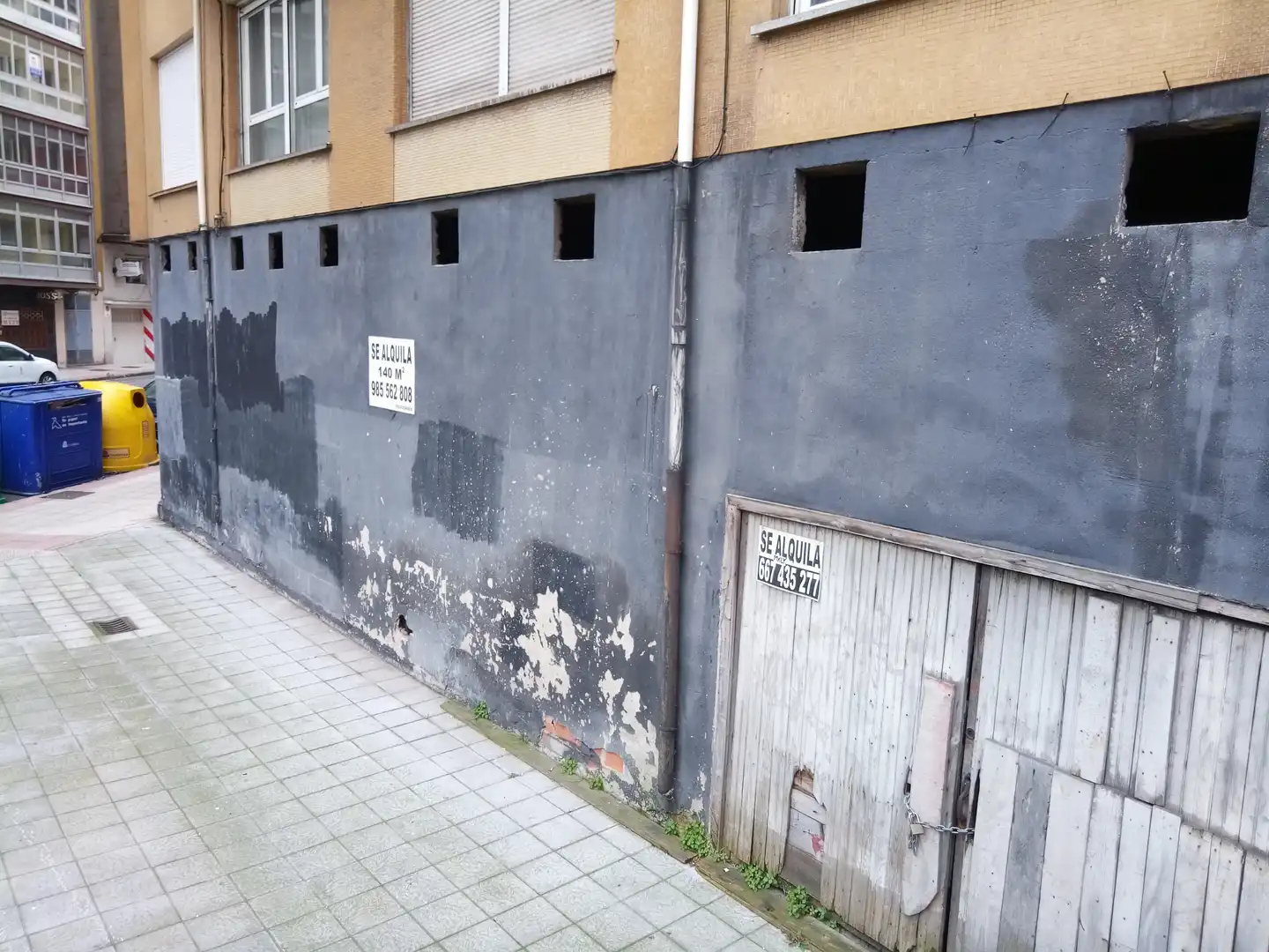 Vista exterior de Local de lloguer en Avilés