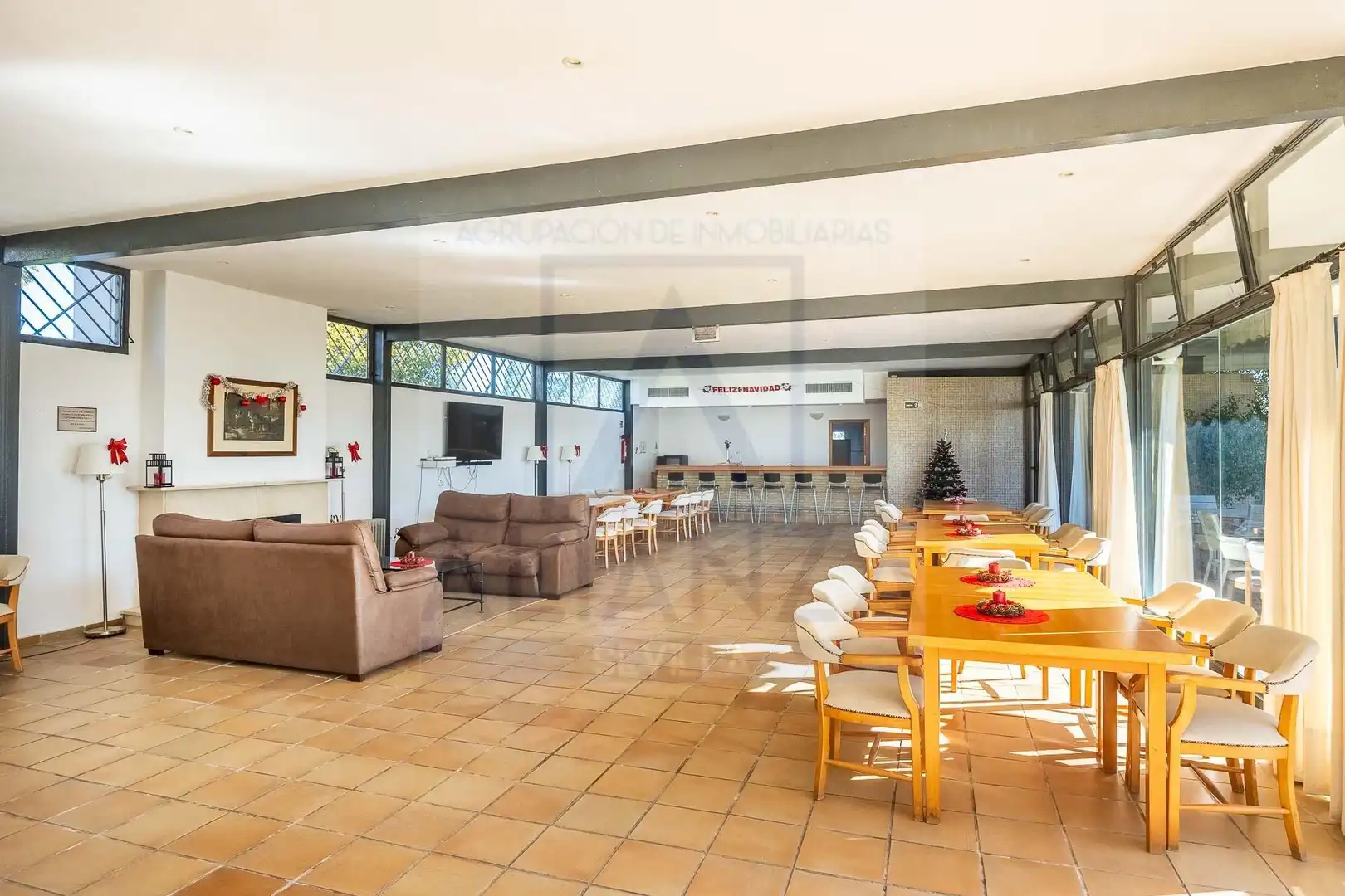 Houses for sale in Valencina de la Concepción  with Air Conditioner, Private garden and Community pool