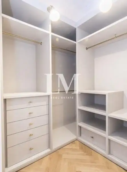 Apartments for rent in PLA PALAU, Sant Pere, Sta. Caterina i la Ribera