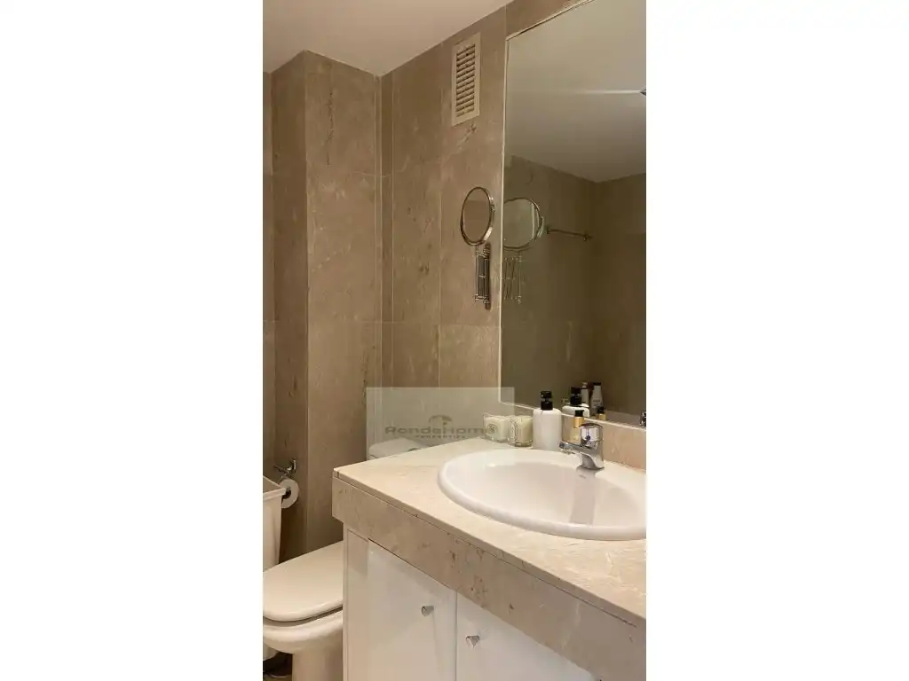 Bathroom of Flat for rent in Marbella
