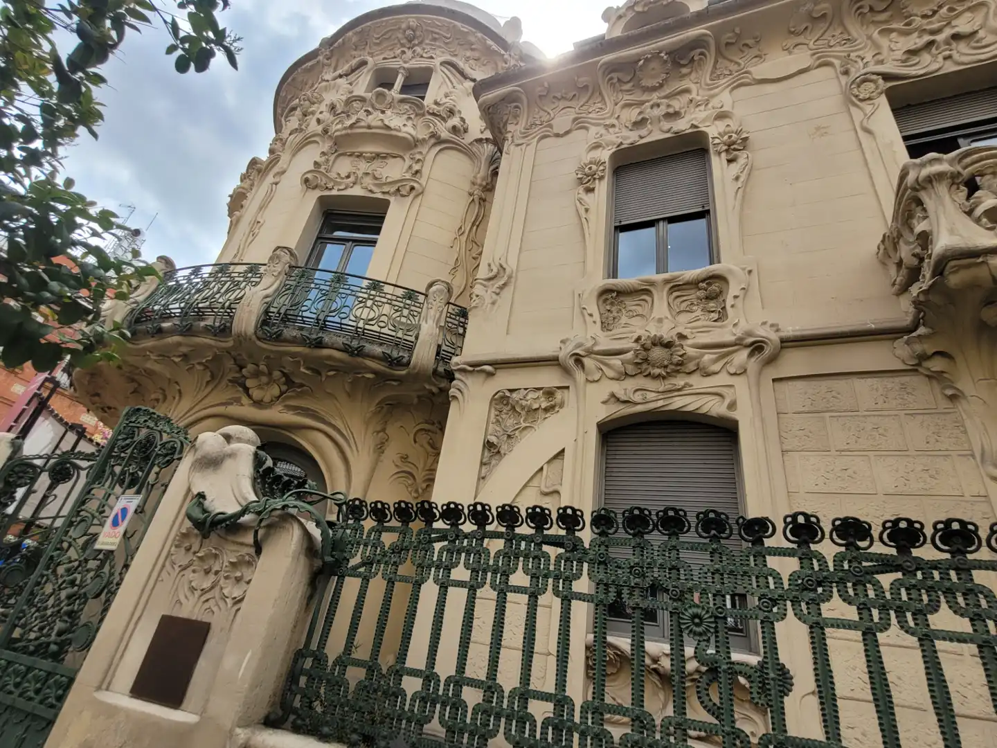 Vista exterior de Àtic en venda en Madrid amb Aire condicionat, Calefacció i Jardí privat