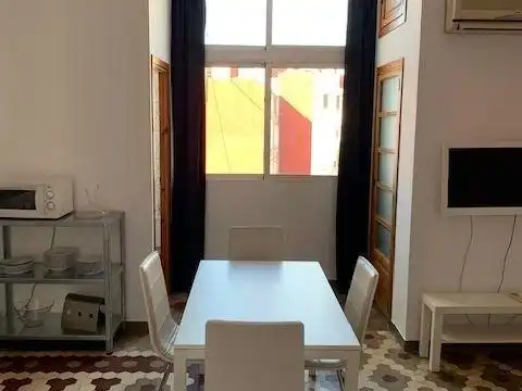 Comedor de Piso de alquiler en Valencia con Aire acondicionado, Amueblado y Balcón