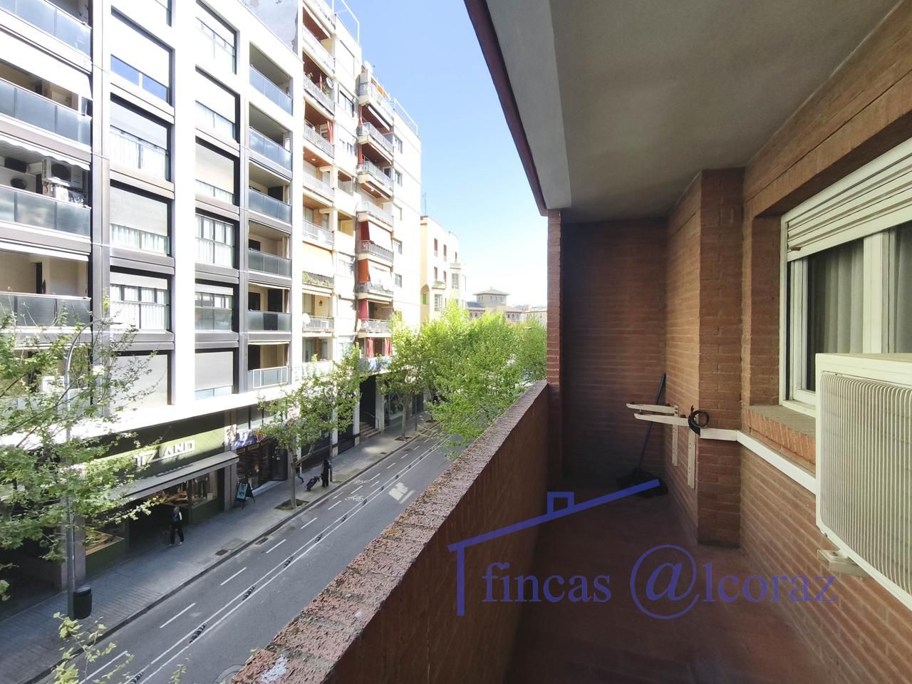Vista exterior de Pis en venda en  Huesca Capital