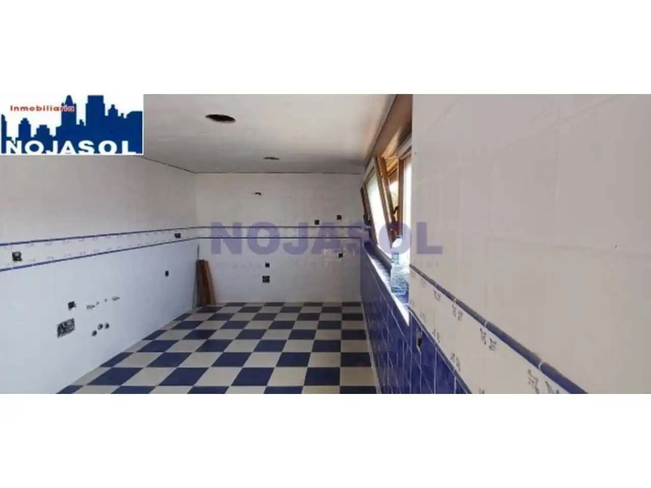 Swimming pool of Houses for sale in Noja  with Private garden and Terrace