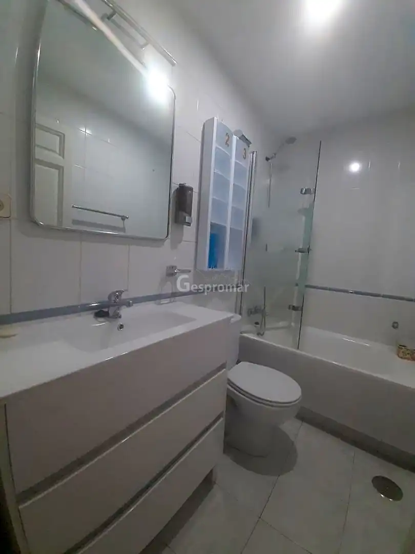 Habitación en De San Bernardo, Universidad - Malasaña