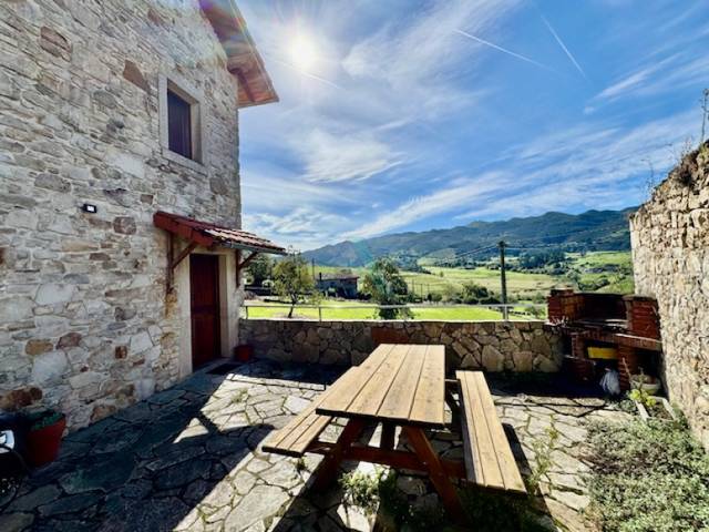 Casa-chalet en Venta en Tresgrandas - Tresgrandas en Vidiago - Pendueles - Tresgrandas