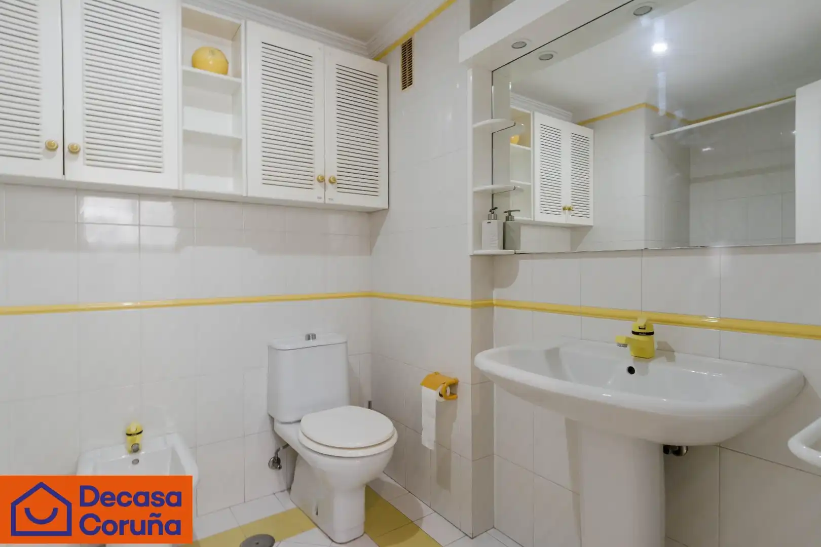 Baño de Piso en venta en Sanxenxo con Calefacción, Terraza y Trastero