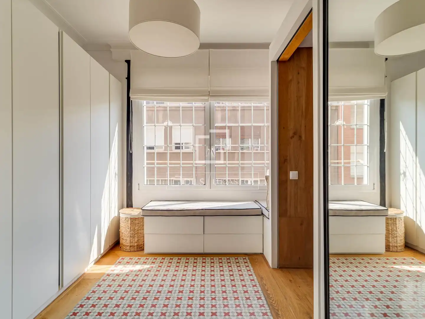 Habitación de Piso en venta en Barcelona con Aire acondicionado, Terraza y Balcón