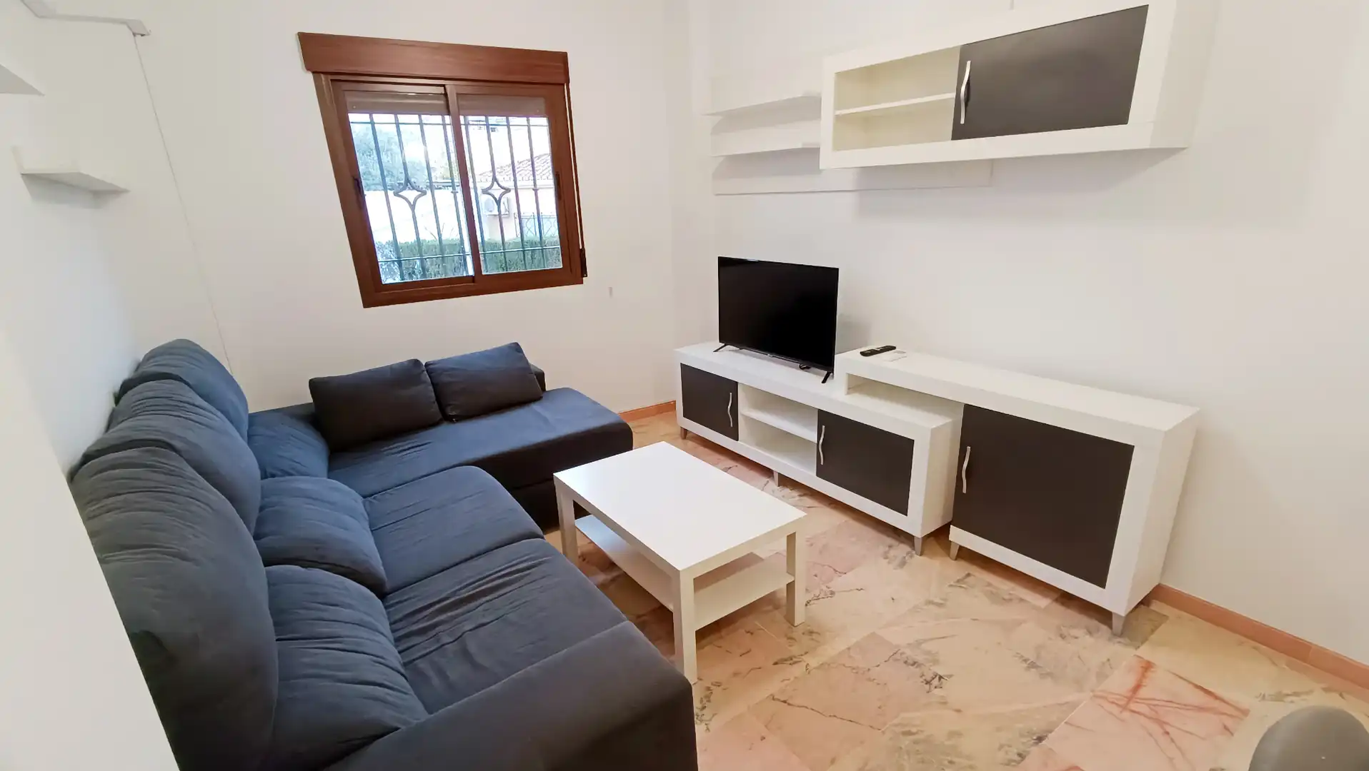 Sala de estar de Piso de alquiler en La Zubia con Aire acondicionado, Amueblado y Balcón