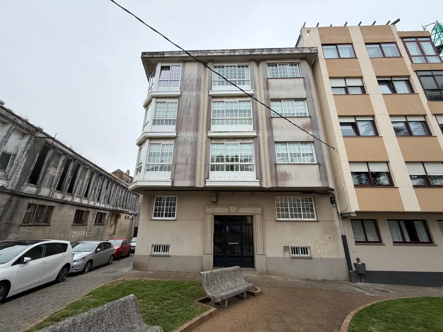 Vista exterior de Pis en venda en Ferrol amb Calefacció, Terrassa i Traster