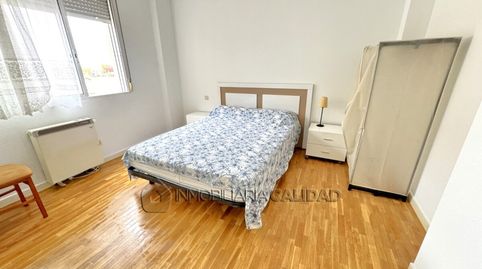 Foto 2 de Piso de alquiler en San Julián - Barriada de Cortes, Burgos Capital