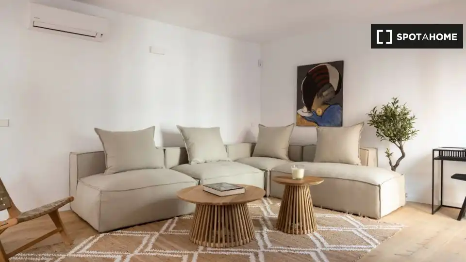 Flat with terrace to rent in Ciutat Vella, imagen 17