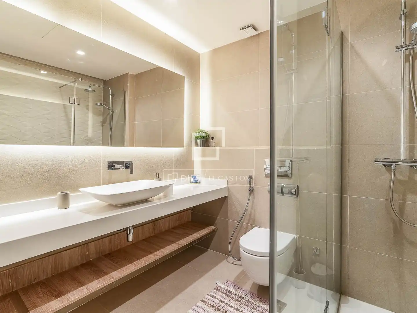 Baño de Piso en venta en Barcelona con Aire acondicionado, Calefacción y Parquet