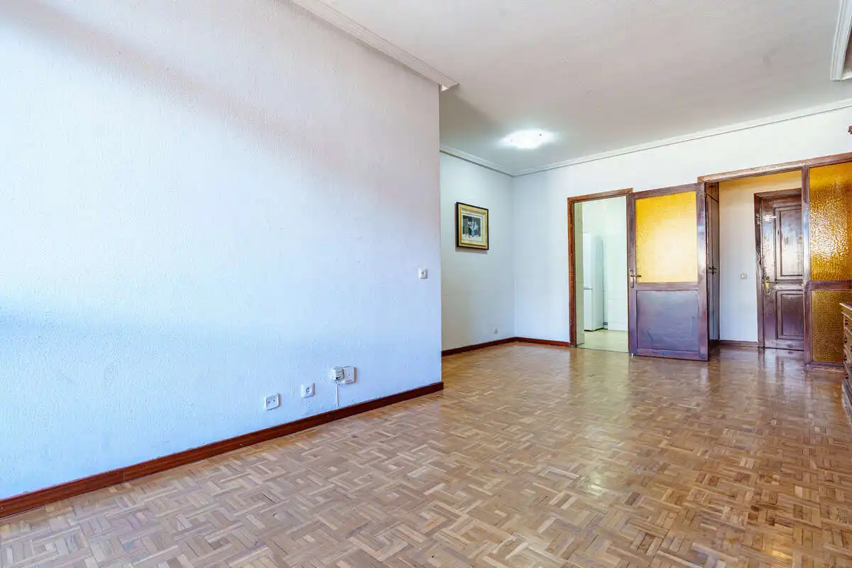 Wohnzimmer von Wohnung zum Verkauf in Madrid mit Heizung, Terrasse und Ofen