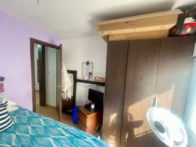 Habitación de Piso en venta en L'Hospitalet de Llobregat con Parquet y Amueblado