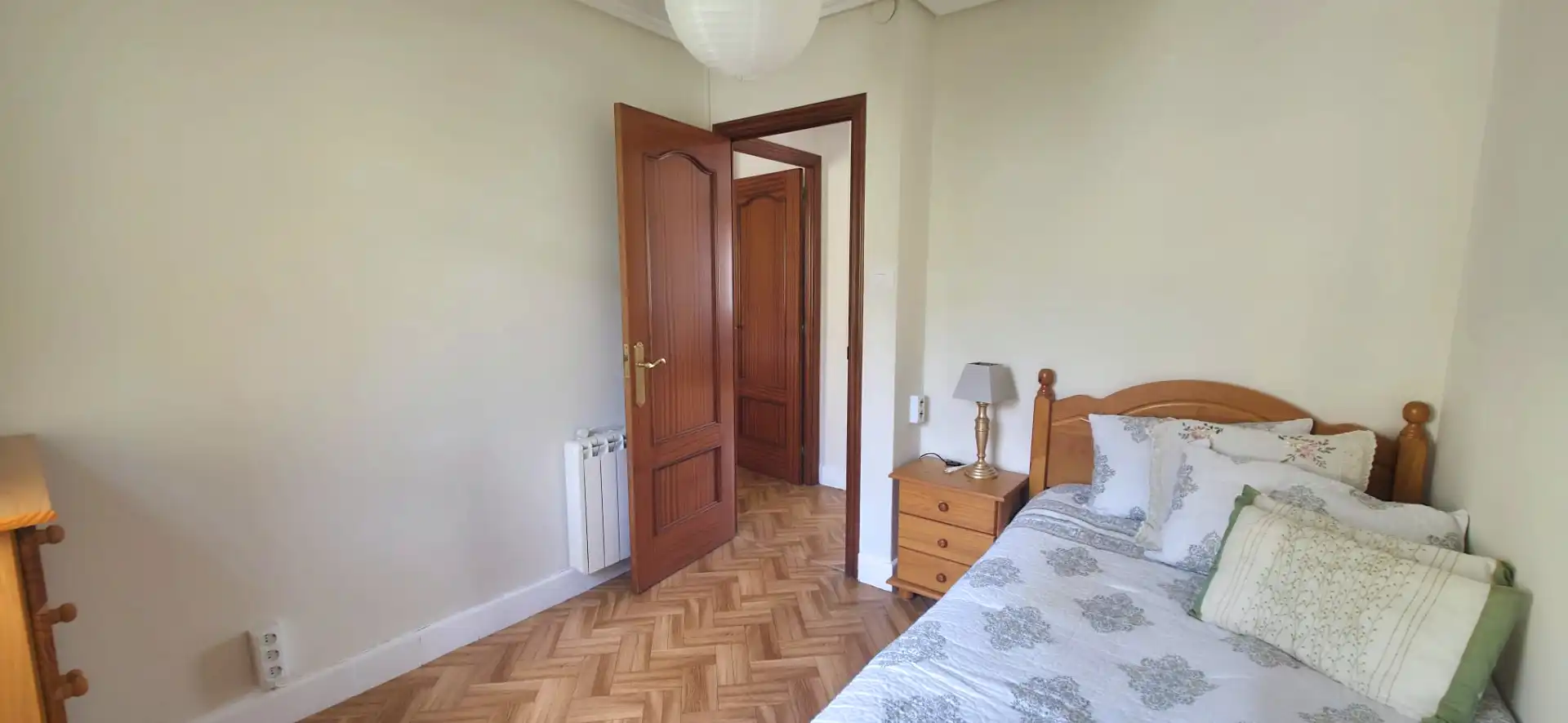 Dormitori de Pis en venda en Ferrol amb Calefacció, Moblat i Forn
