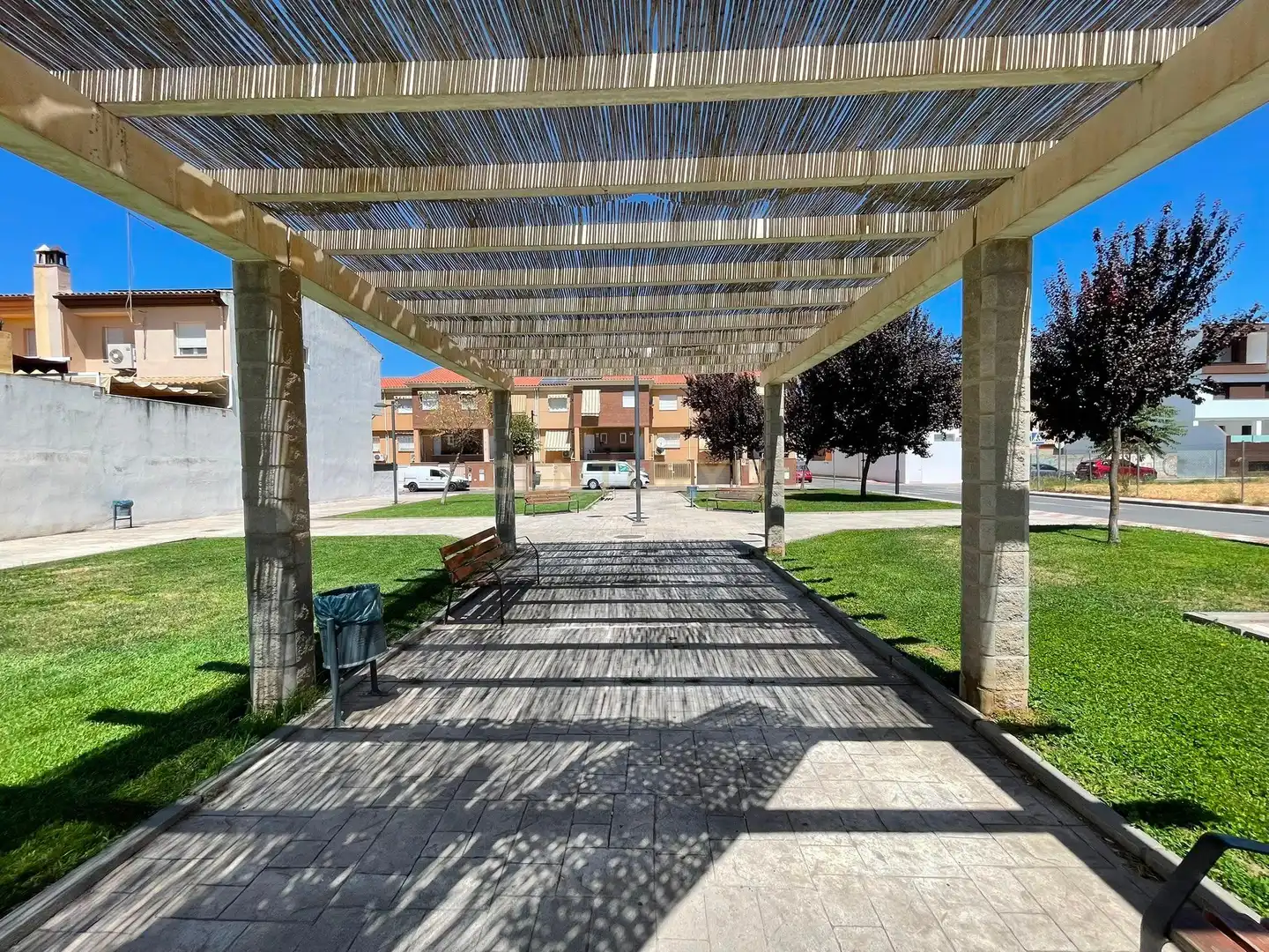 Exterior view of Houses for rent in Armilla  with Air Conditioner and Washing machine