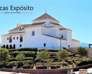 Vista exterior de Casa o xalet en venda en Vélez-Málaga amb Terrassa, Traster i Moblat