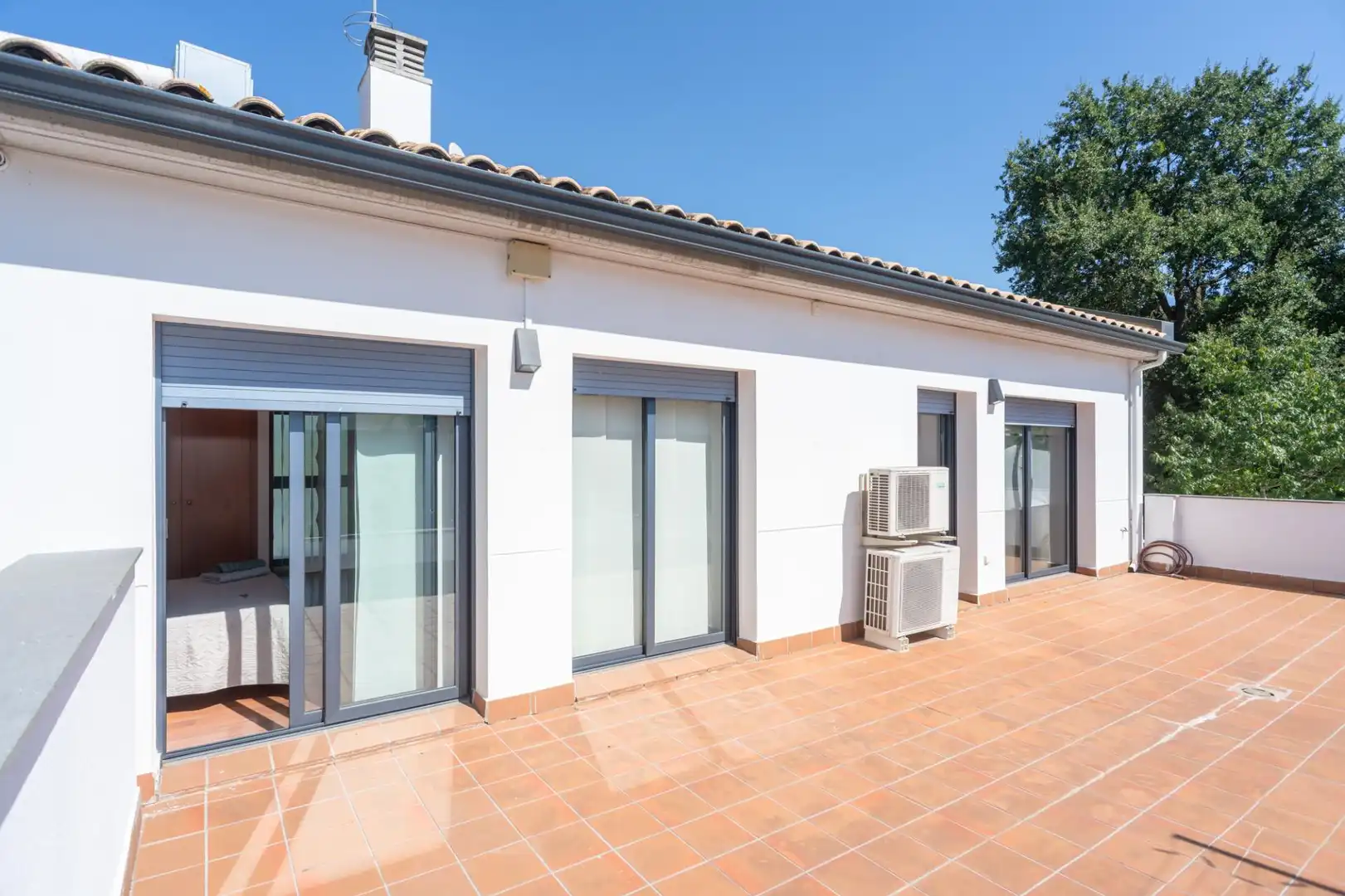 Exterior view of Houses for rent in Girona  with Air Conditioner, Private garden and Terrace